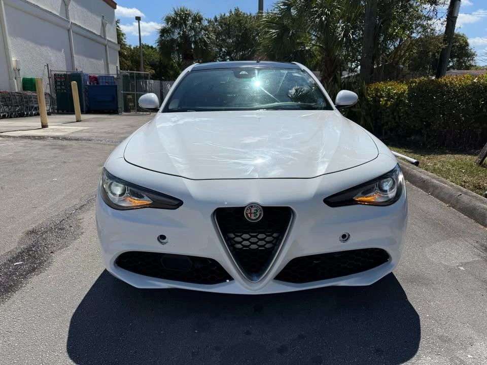 2018 Alfa Romeo Giulia - Image 2 of 8