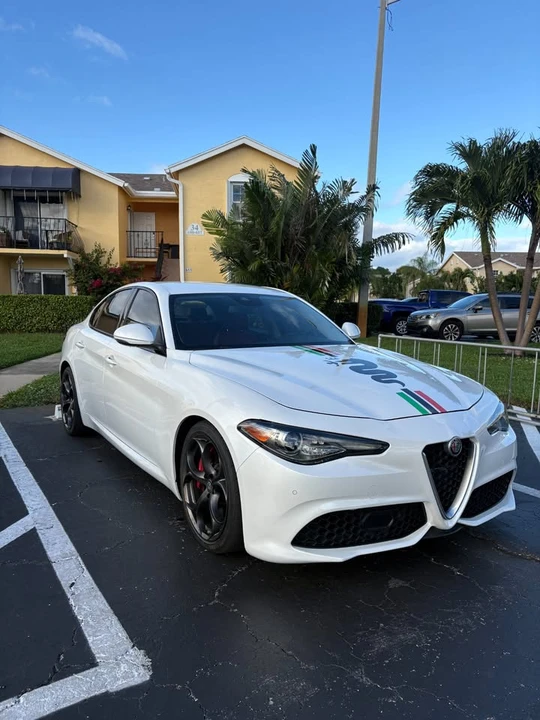 2018 Alfa Romeo Giulia - Image 3 of 18