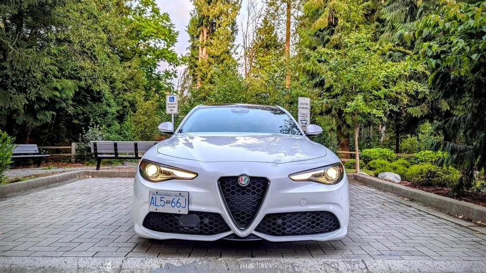 2018 Alfa Romeo Giulia - Image 3 of 20