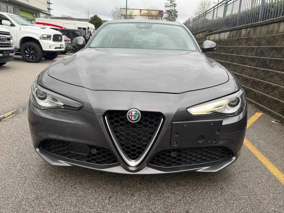 2018 Alfa Romeo Giulia - Image 6 of 12