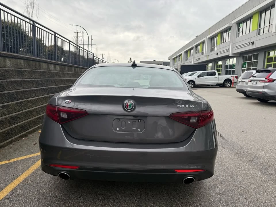 2018 Alfa Romeo Giulia - Image 3 of 12