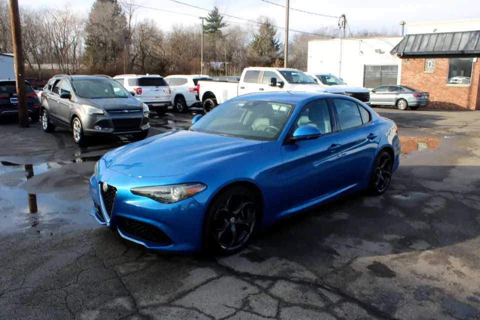 2018 Alfa Romeo Giulia - Image 3 of 20