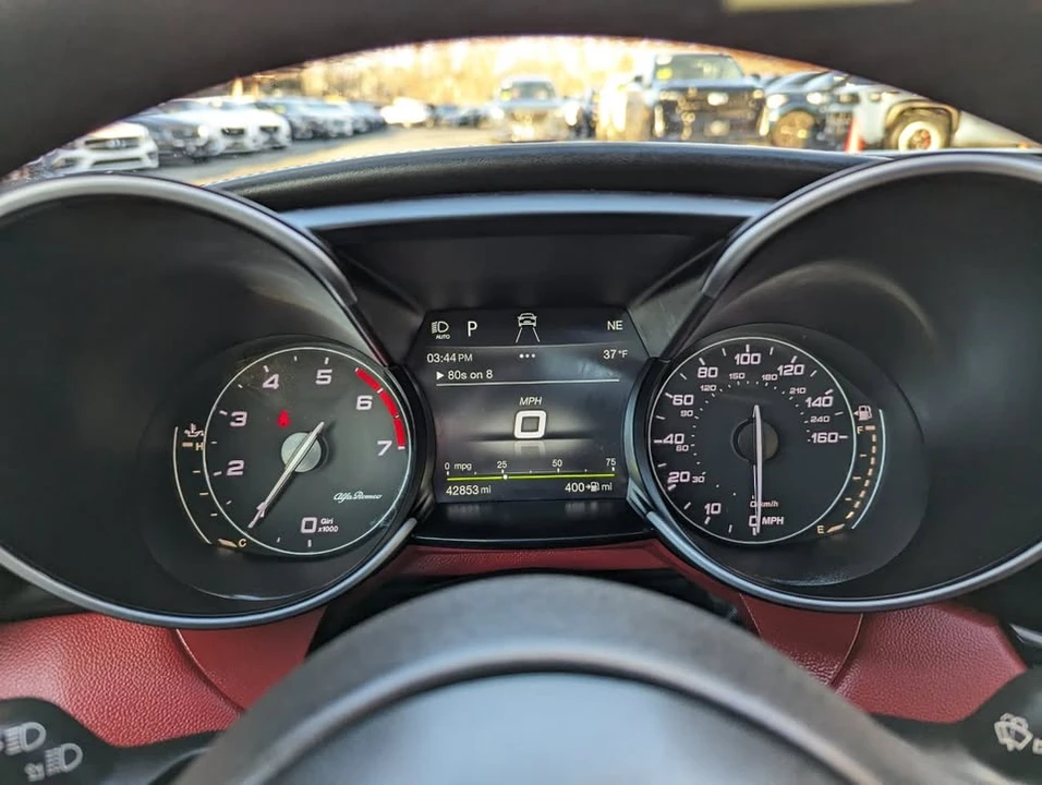 2018 Alfa Romeo Giulia - Image 11 of 19