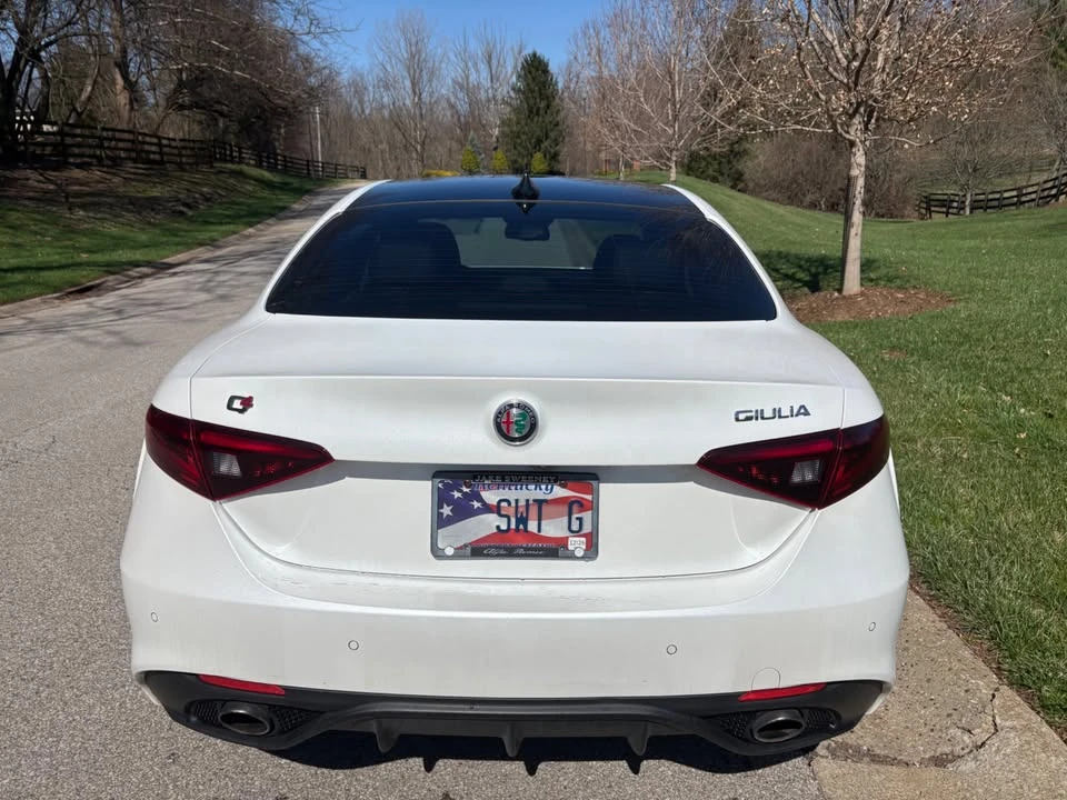 2018 Alfa Romeo Giulia - Image 4 of 9