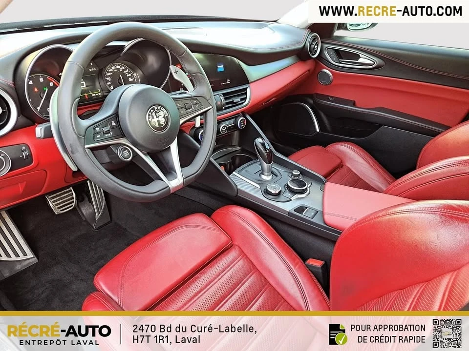 2018 Alfa Romeo Giulia - Image 16 of 20