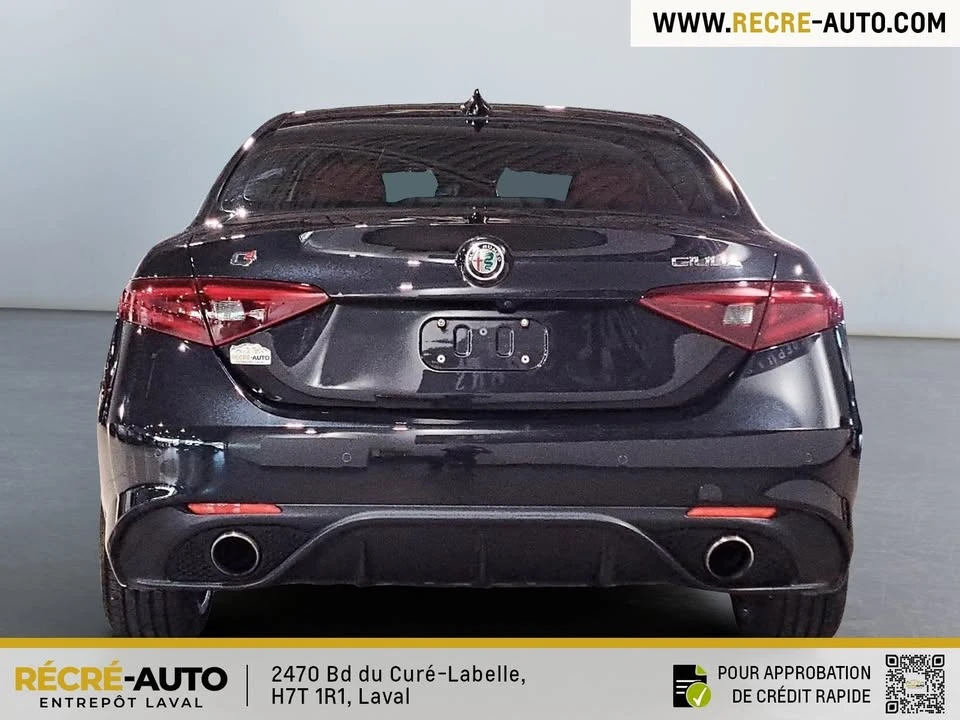 2018 Alfa Romeo Giulia - Image 11 of 20
