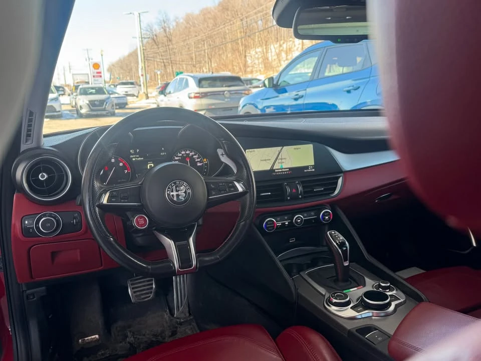 2018 Alfa Romeo Giulia - Image 6 of 13