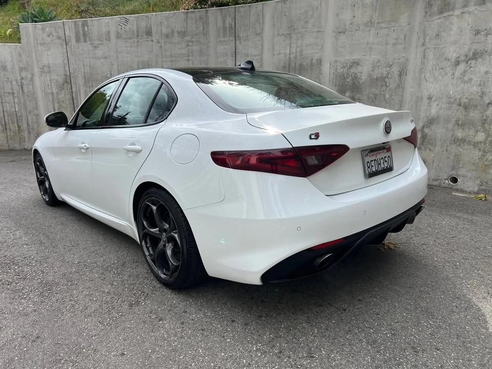 2018 Alfa Romeo Giulia - Image 4 of 9
