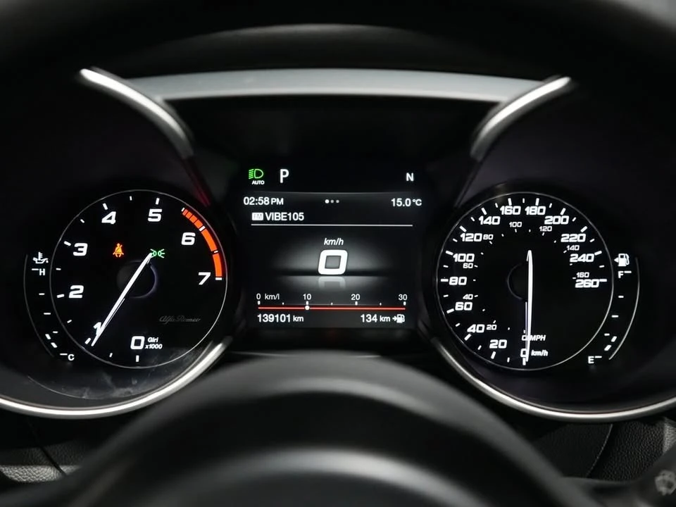 2018 Alfa Romeo Giulia - Image 9 of 20