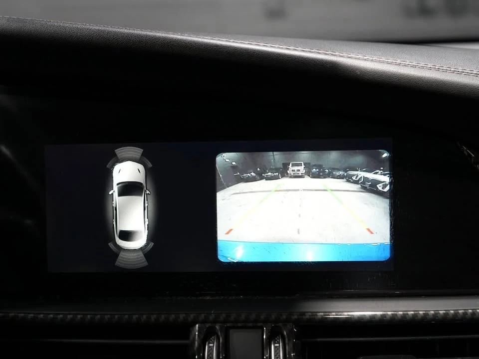 2018 Alfa Romeo Giulia - Image 16 of 20