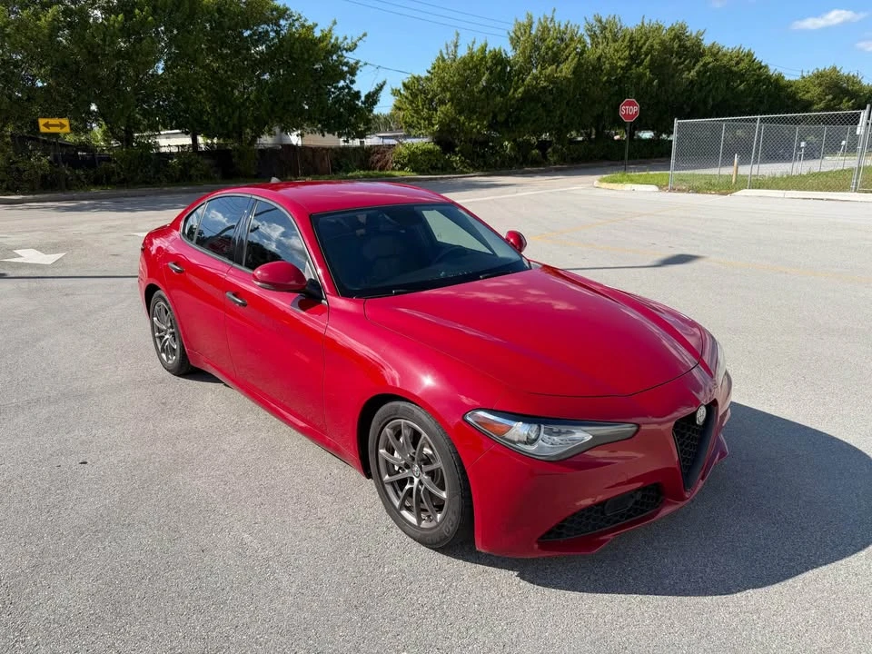 2018 Alfa Romeo Giulia - Image 3 of 10