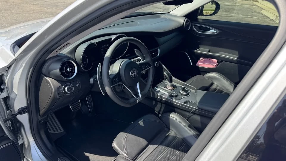 2018 Alfa Romeo Giulia - Image 4 of 6