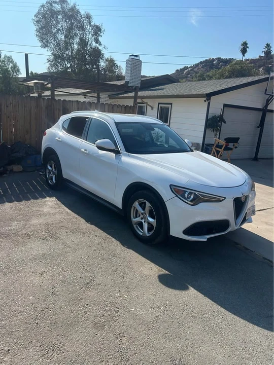 2018 Alfa Romeo Stelvio - Image 2 of 6