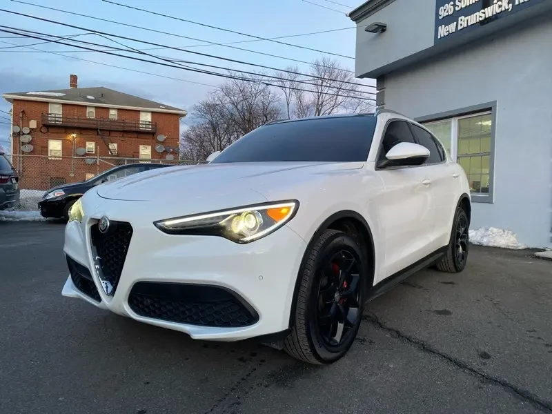 2018 Alfa Romeo Stelvio - Image 3 of 18