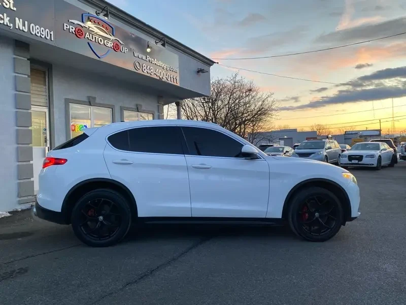 2018 Alfa Romeo Stelvio - Image 8 of 18