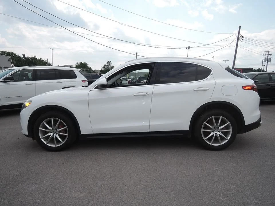 2018 Alfa Romeo Stelvio - Image 4 of 10