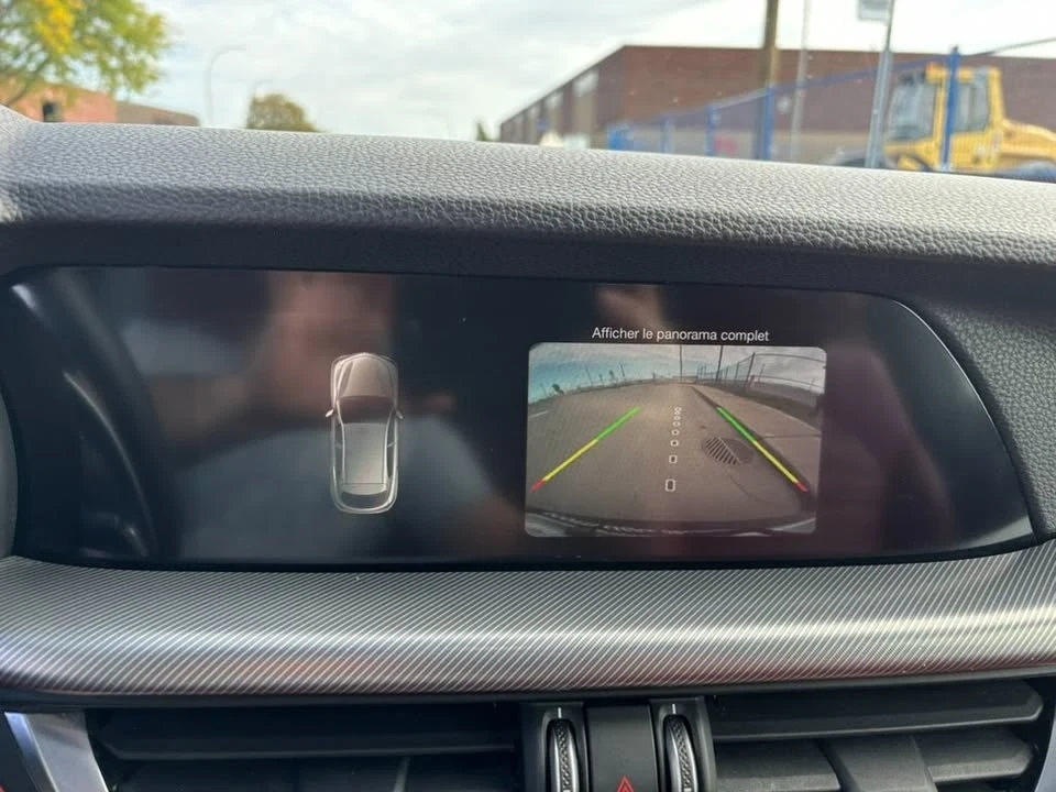 2018 Alfa Romeo Stelvio - Image 19 of 20