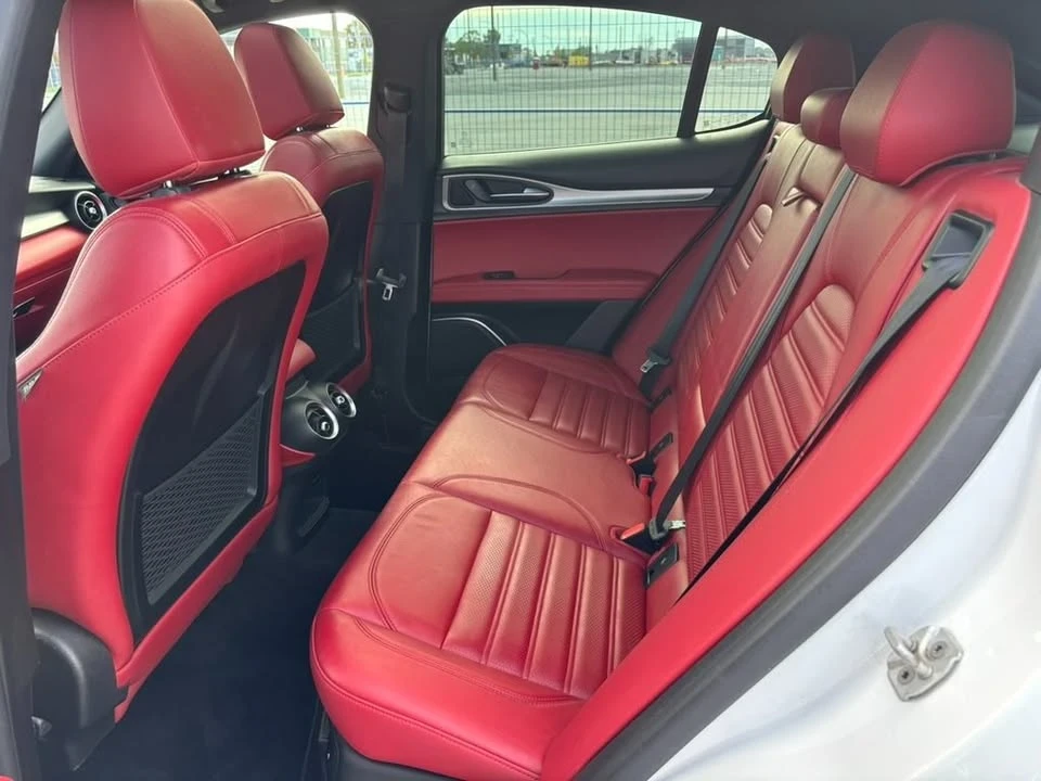 2018 Alfa Romeo Stelvio - Image 12 of 20