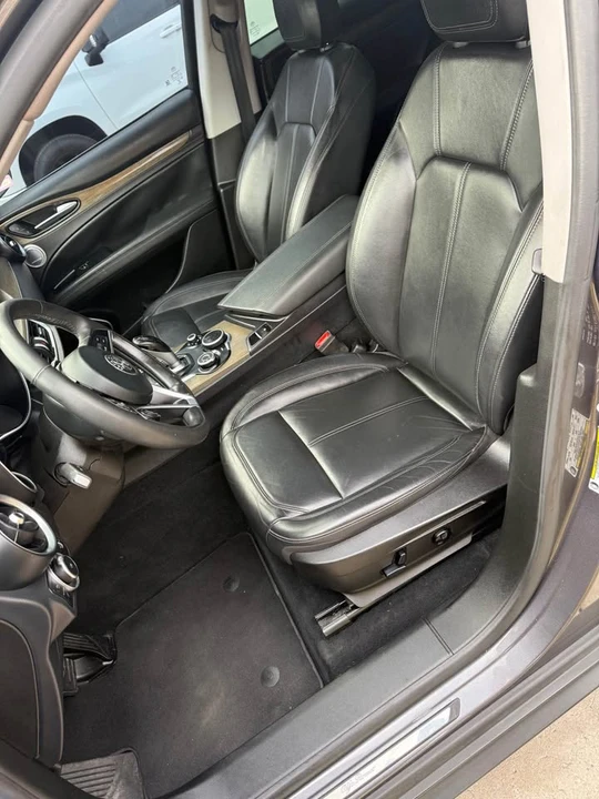 2018 Alfa Romeo Stelvio - Image 11 of 19