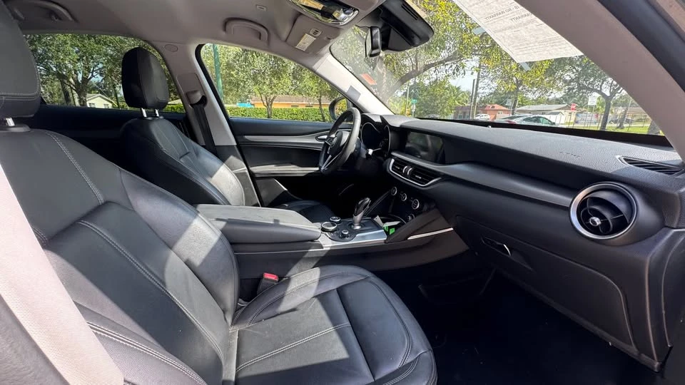 2018 Alfa Romeo Stelvio - Image 6 of 10