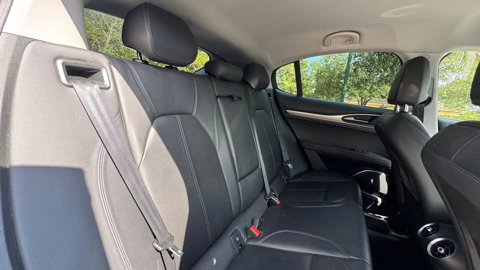2018 Alfa Romeo Stelvio - Image 5 of 10