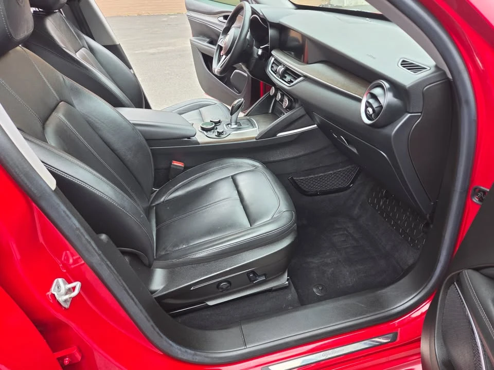 2018 Alfa Romeo Stelvio - Image 9 of 16