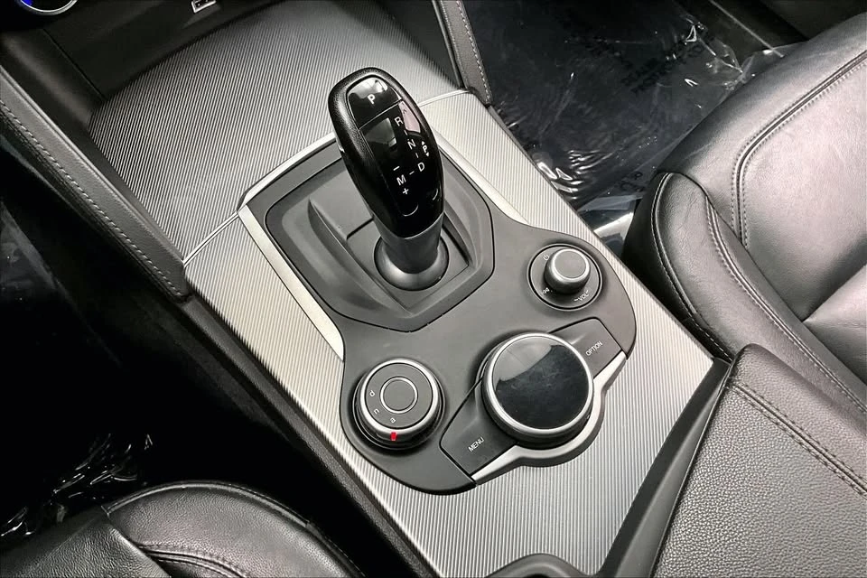2018 Alfa Romeo Stelvio - Image 11 of 19
