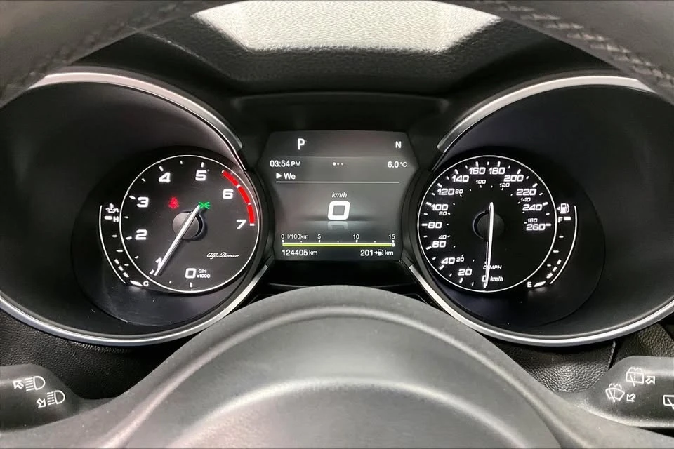 2018 Alfa Romeo Stelvio - Image 15 of 19