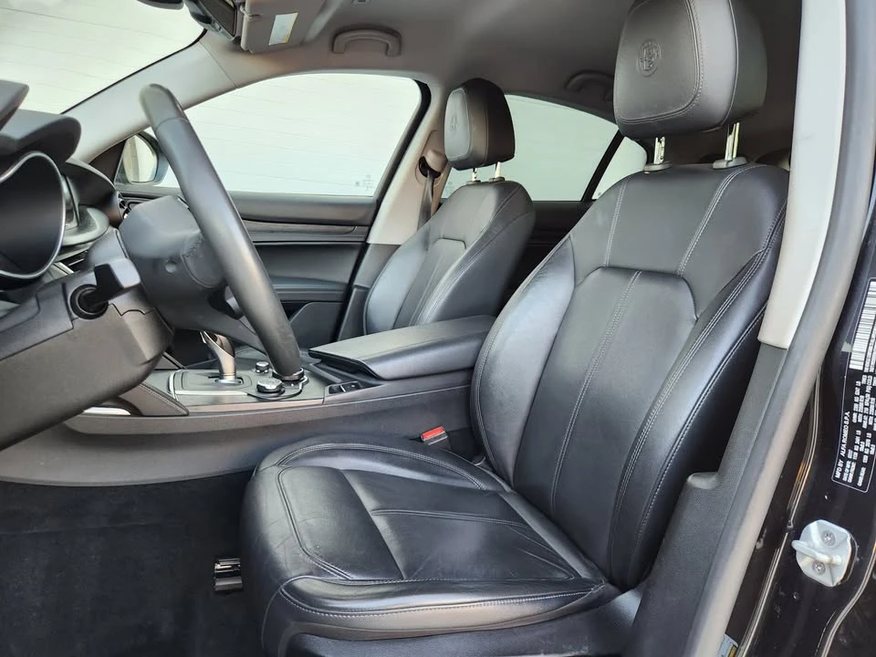 2018 Alfa Romeo Stelvio - Image 17 of 19