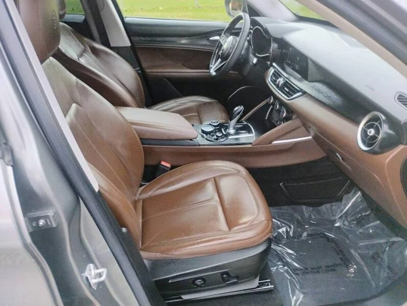 2018 Alfa Romeo Stelvio - Image 15 of 20
