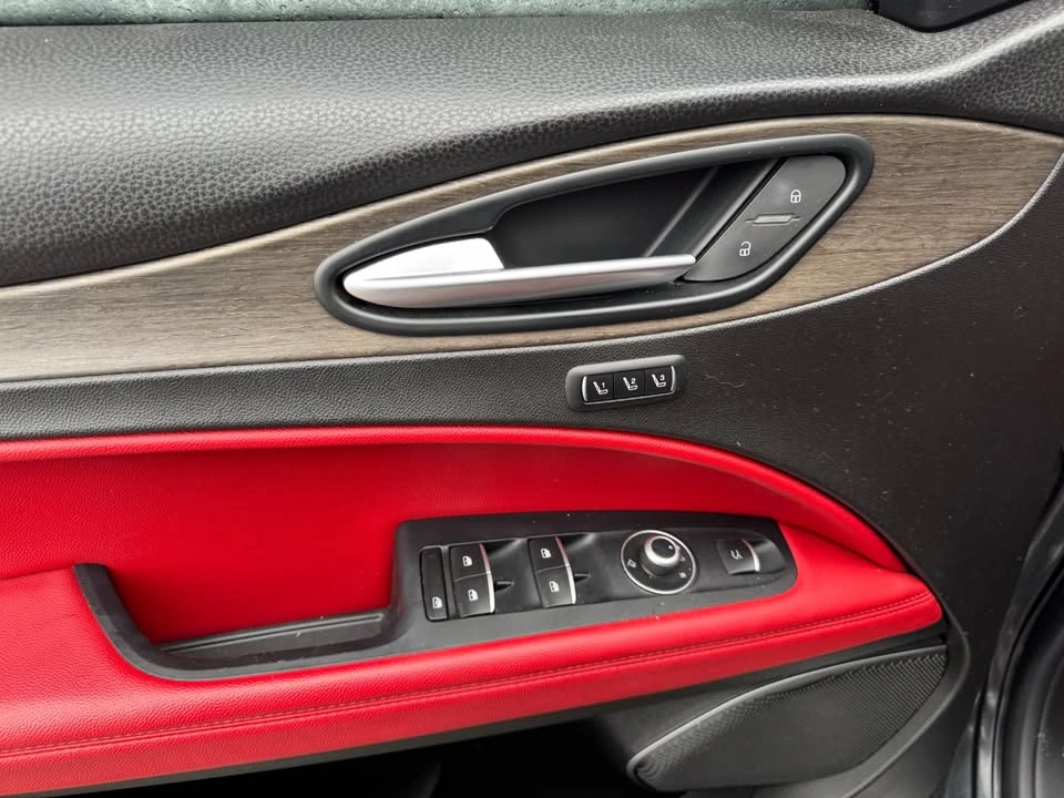 2018 Alfa Romeo Stelvio - Image 8 of 15