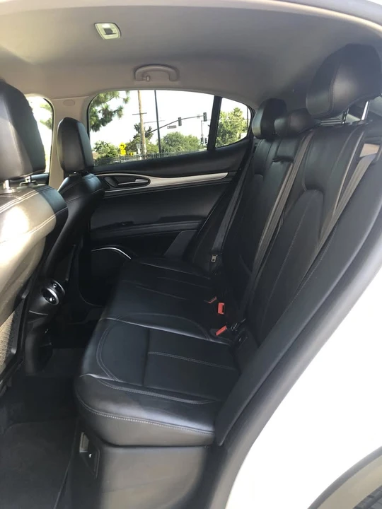 2018 Alfa Romeo Stelvio - Image 19 of 20