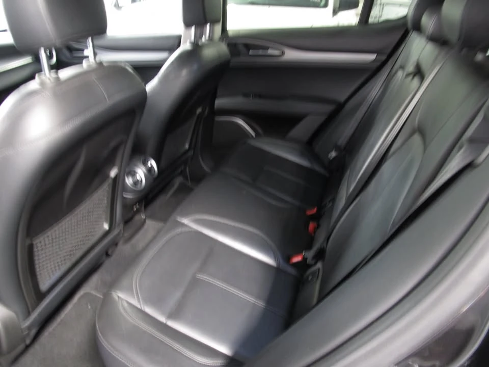 2018 Alfa Romeo Stelvio - Image 9 of 20