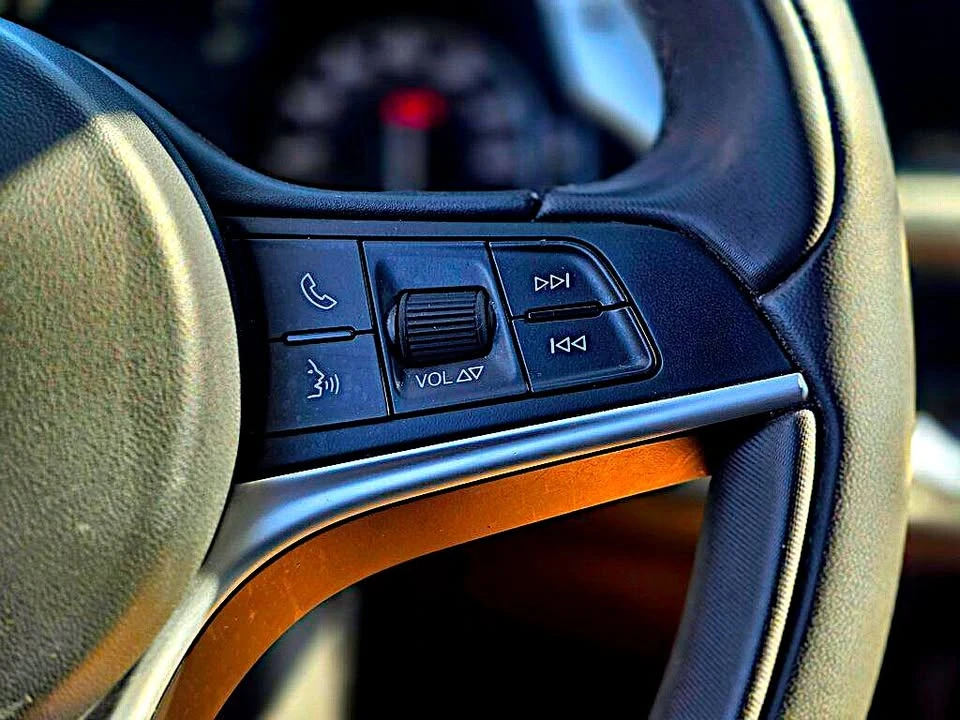 2018 Alfa Romeo Stelvio - Image 14 of 20