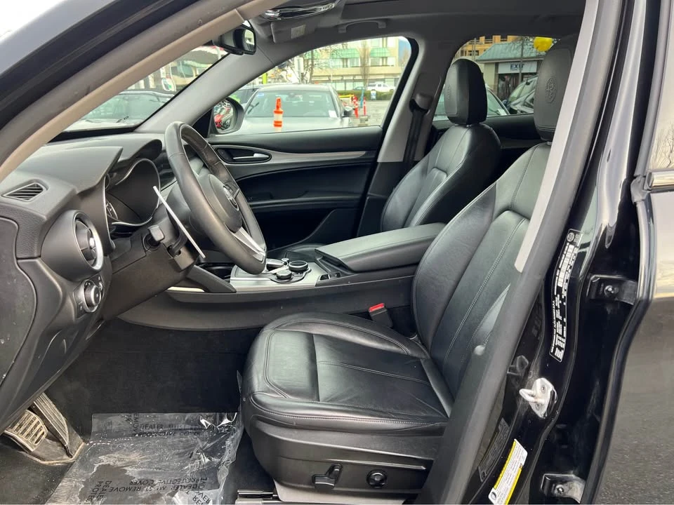 2018 Alfa Romeo Stelvio - Image 13 of 18
