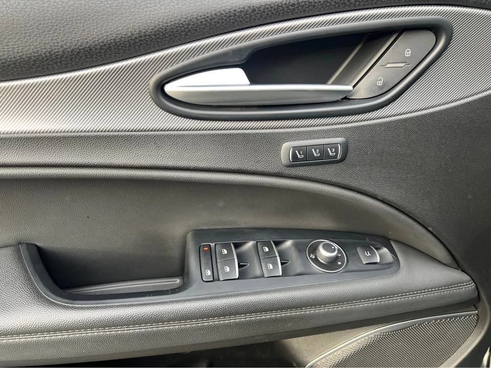 2018 Alfa Romeo Stelvio - Image 12 of 18