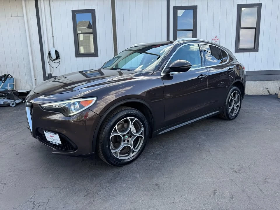 2018 Alfa Romeo Stelvio - Image 2 of 20