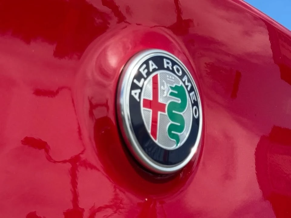 2018 Alfa Romeo Stelvio - Image 16 of 20