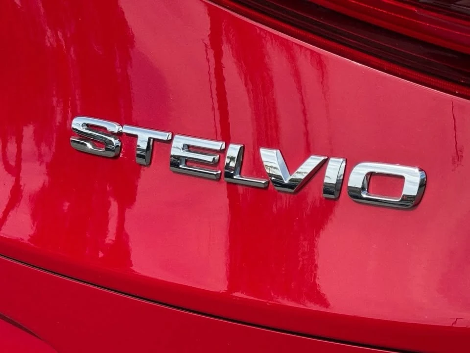 2018 Alfa Romeo Stelvio - Image 14 of 20