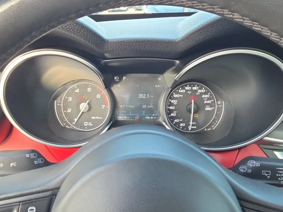 2018 Alfa Romeo Stelvio - Image 13 of 20