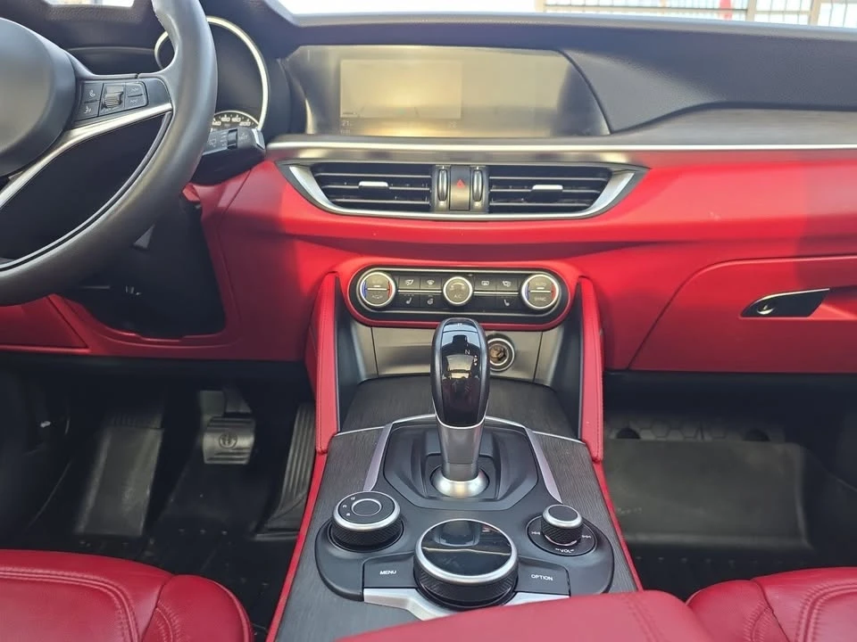 2018 Alfa Romeo Stelvio - Image 9 of 20