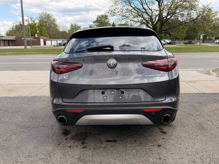 2018 Alfa Romeo Stelvio - Image 3 of 8
