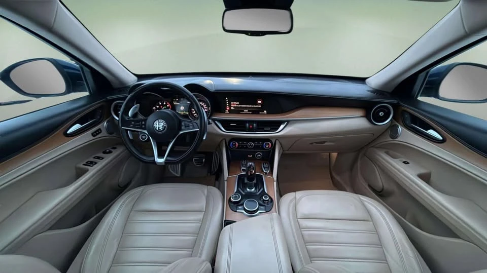 2018 Alfa Romeo Stelvio - Image 14 of 20