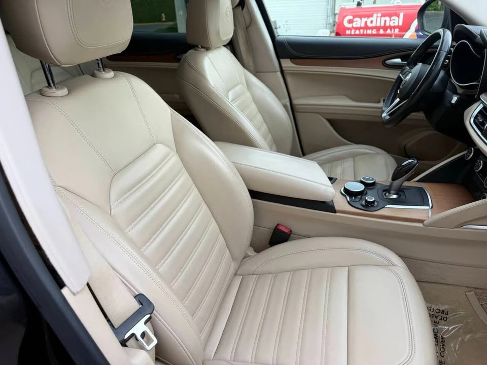 2018 Alfa Romeo Stelvio - Image 11 of 20