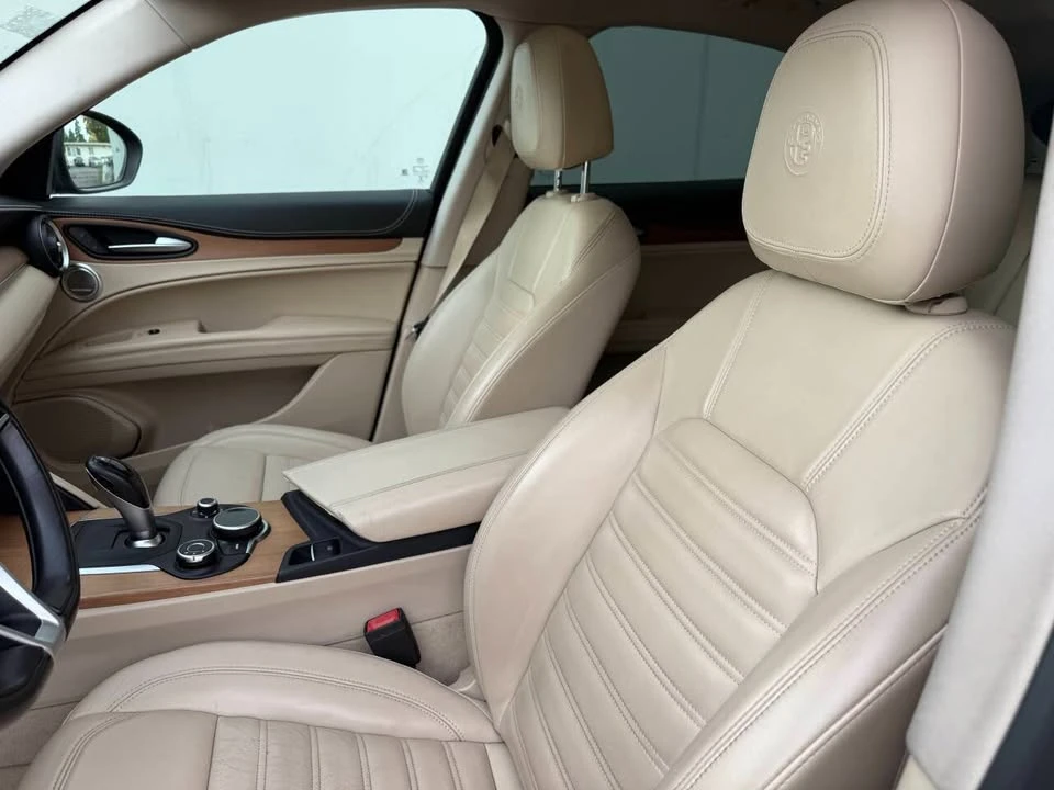 2018 Alfa Romeo Stelvio - Image 8 of 20