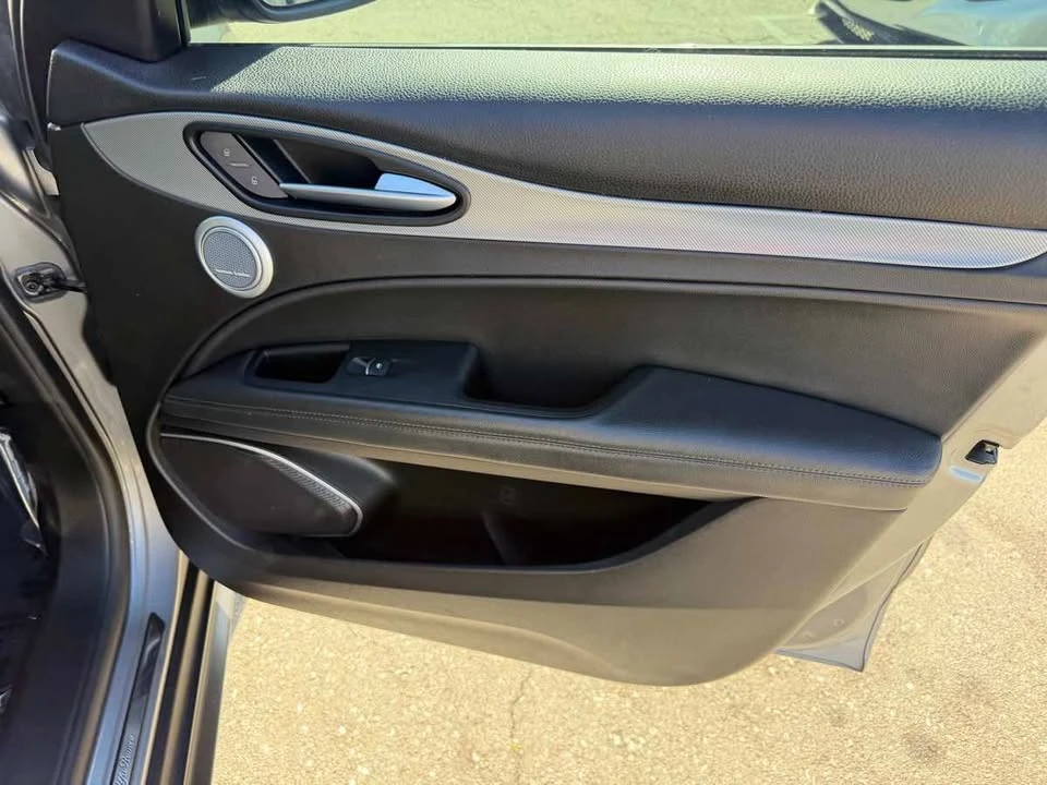2018 Alfa Romeo Stelvio - Image 15 of 15