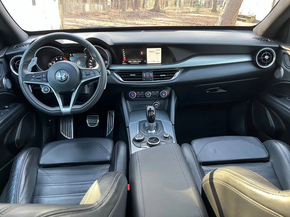 2018 Alfa Romeo Stelvio - Image 9 of 14