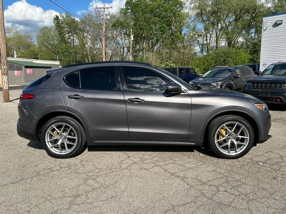 2018 Alfa Romeo Stelvio - Image 3 of 20