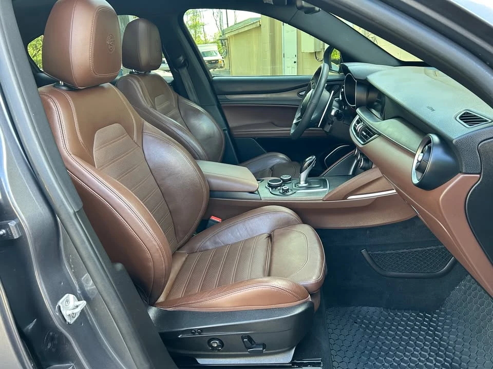 2018 Alfa Romeo Stelvio - Image 18 of 20