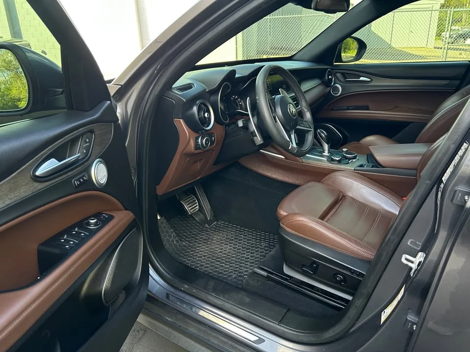 2018 Alfa Romeo Stelvio - Image 11 of 20